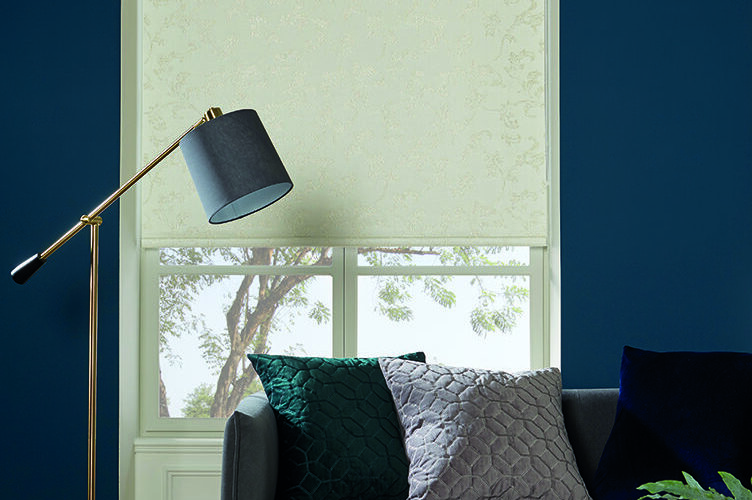 Living room roller blinds