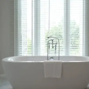 Venetian blinds for bathrooms in Leeds